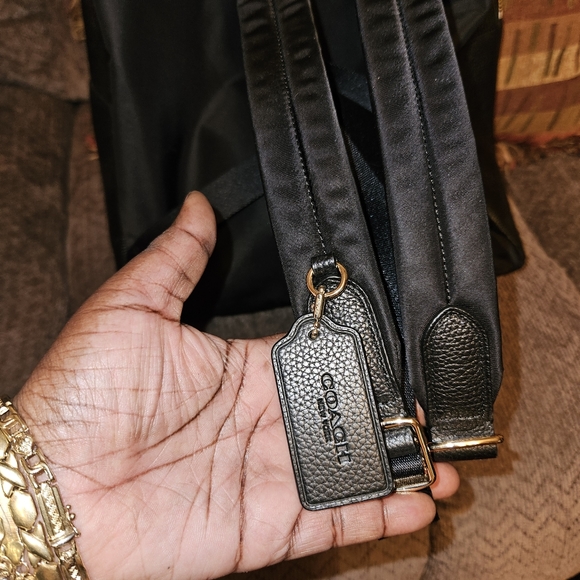 15" Coach Backpack - Picture 2 of 7